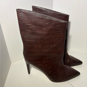 Express Brown Croc-Patterned Heeled Boots